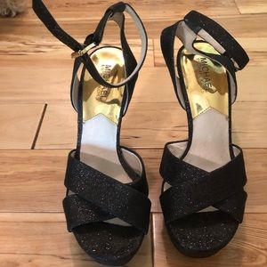 Women’s Michael Kori Black Pumps 7